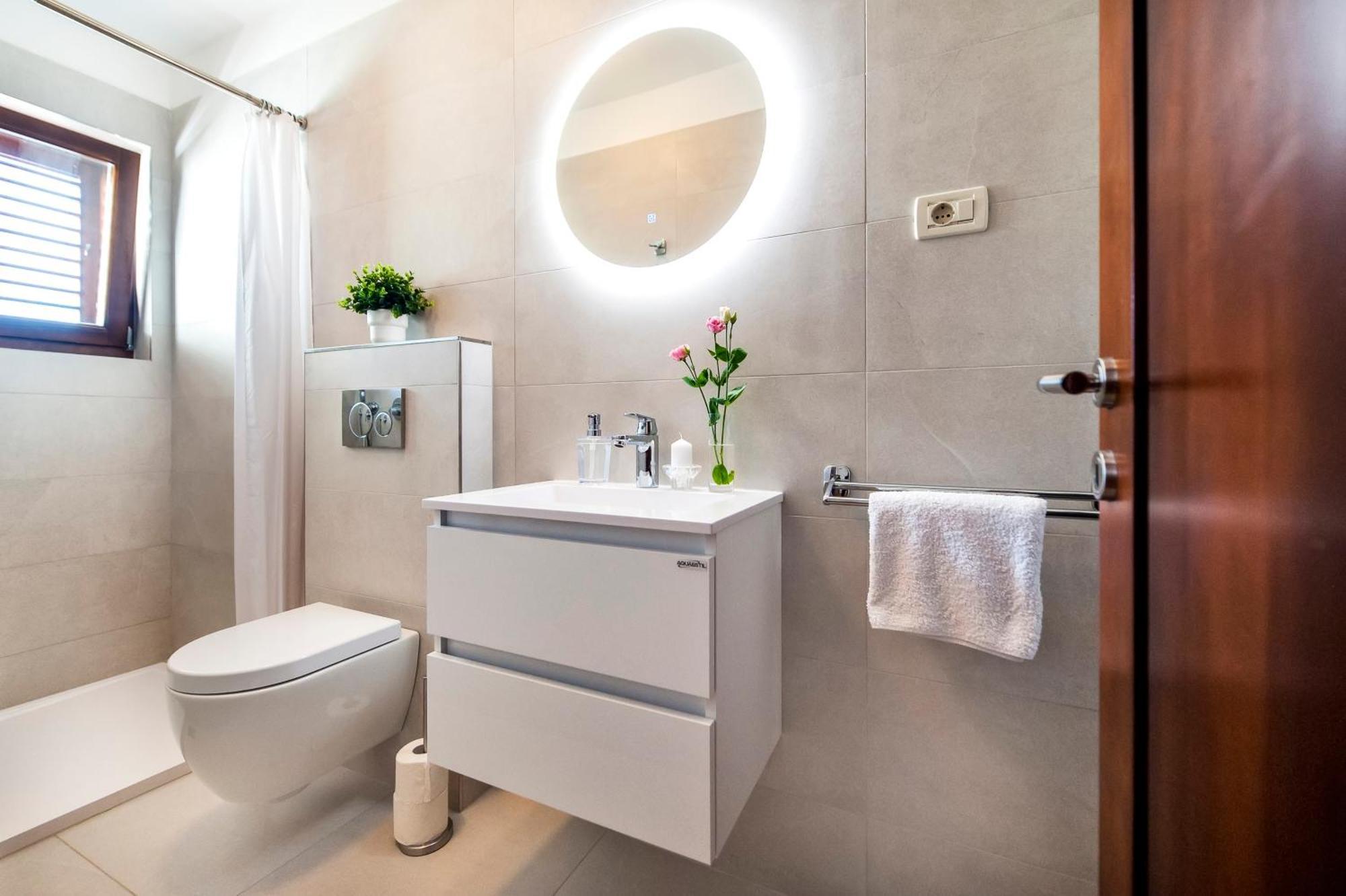 Apartments Carmelo ロヴィニ エクステリア 写真